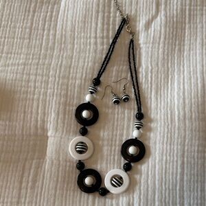 Black and White Beaded Necklace and Earring Set